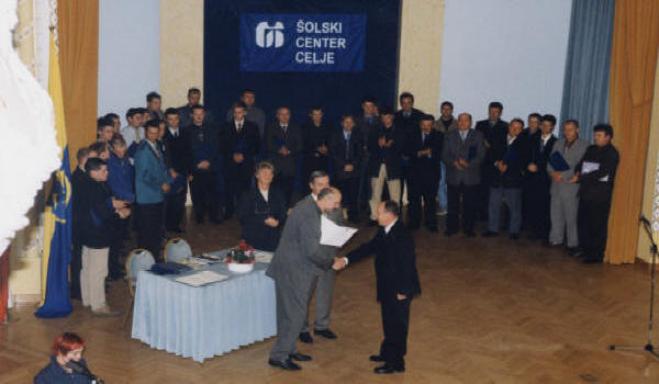 Diplome VSS 2001 Slika 02.jpg